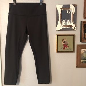 Lululemon Black Yoga Crop Leggings Pants L